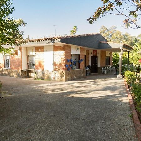 Fantastico Chalet Con Piscina En Avenida Del Brillante Villa Cordoba Ngoại thất bức ảnh