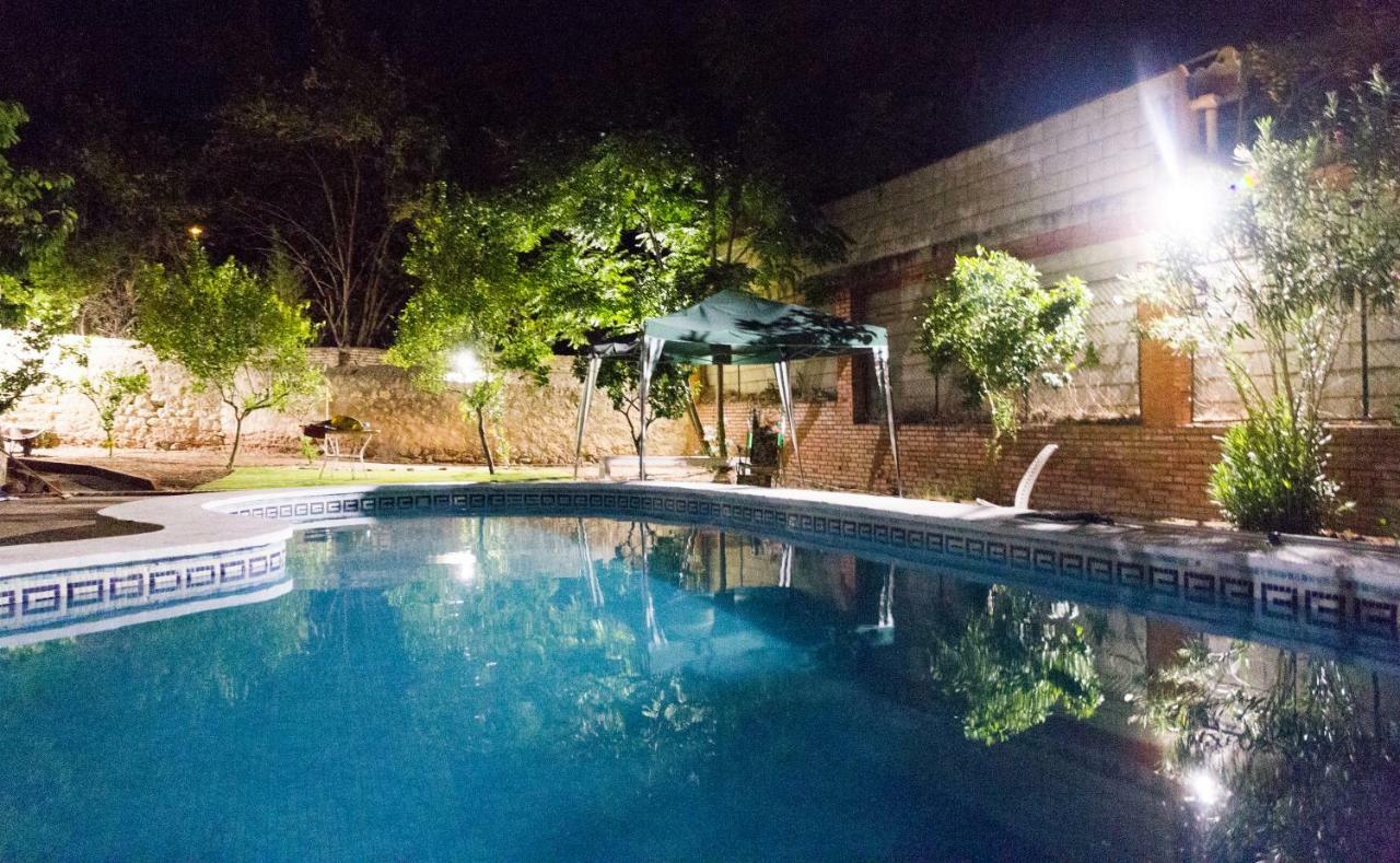 Fantastico Chalet Con Piscina En Avenida Del Brillante Villa Cordoba Ngoại thất bức ảnh